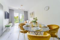 Złota Perła z Widokiem na Morze by Perłowa Przystań Rent - Chambres d'hôtes Sianożęty