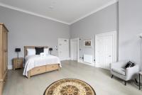 Modern George Street Studio sleeping 2 - B&B Edinburgh