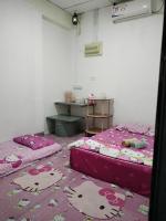 Deluxe Room (2 Adults + 1 Child)