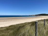 109 - Appartement T3 lumineux à quelques mètres de la plage de Sables-D'or-Les-Pins. - B&B Fréhel