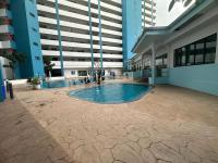 Mutiara Melaka Beach Resort by Ally - B&B Kampung Pengkalan Lanjut