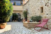 L'Uzétienne- Large residence with pond and patio! - B&B Pouzilhac