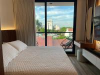 Play 4 y Cama King-Premium Estudio - B&B Santa Cruz de la Sierra