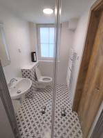 Habitación Familiar con vistas al jardín