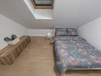 Komfortowe mieszkanie, duży taras, bezpłatny parking, AWG APARTMENTS - Chambres d'hôtes Cracovie