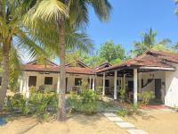 B&B Arugam Bay - Harmony Beach Hotel - Bed and Breakfast Arugam Bay