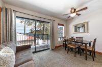 B&B Truckee - Deluxe Studio with lake view 2nd Floor Unit Bldg C - Bed and Breakfast Truckee