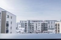 Apartment with free parking near Coresi Mall by MM Host - Ferienwohnung