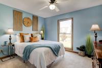 Spacious Derby Home with Hot Tub - B&B Louisville