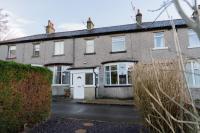 Bowling Terrace by Above Rubies - Stylish, 3 Bedroom, Pet Friendly House in Skipton - B&B