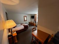 Habitación con cama grande 