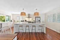 A Family Affair ~ 4 Bed/2.5Bath/Pool ~ Morningside - B&B