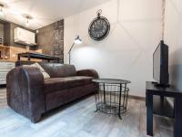 B&B Bourgoin - L'Atelier- appartement cosy avec cour - centre - Bed and Breakfast Bourgoin