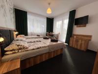 Chambre Triple avec Salle de Bains Privative