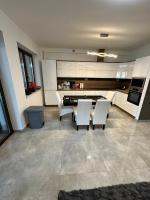 VRG 1 Exkluzív Apartman - B&B Debrecen