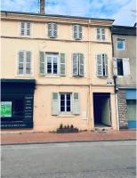 Le Scandinave - PROCHE MACON - PARKING GRATUIT - NETFLIX - FIBRE - Bed and Breakfast