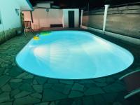 B&B Kourou - Sermie T2 climatisé avec piscine - Bed and Breakfast Kourou