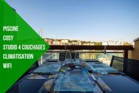 Gruissan vue Port - Piscine - Plage à pied - Climatisation - Confort - Bed and Breakfast Gruissan