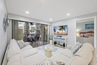 Tropical Condo on River with pools, spas, and tennis - Chambres d’hôtes Marco Island