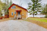 3BR Lakefront Dog-Friendly with Floating Dock - Chambres d’hôtes Dexter