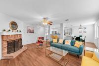 2 King ! Newly renovated w/8 beds sleeps upto 16 - Ferienwohnung