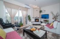 4 Seasons Ideal House - Ferienwohnung Tympáki