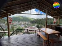 เห็ดเหลือง Hedreung banrakthai homestay and camping - B&B Ban Rak Thai