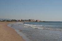 Frente al puerto y junto a la playa del Arenal - B&B Burriana