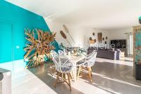 Villa SurgaBali - swimming pool and 300m from the beach - Chambres d’hôtes Cavalaire-sur-Mer
