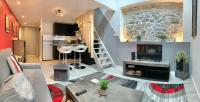 B&B Grenoble - Chez Margaux T2 Hyper-centre pedestrian street Cosy #C3 - Bed and Breakfast Grenoble