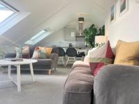 Stunning Penthouse in Penzance "Amazing Sea Views" - Chambres d’hôtes Penzance