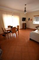 Algarve, spacious T2 with balcony and garage, Armacao de Pera - B&B Armação de Pêra