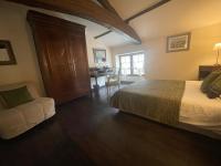 Triple Room with Garden View