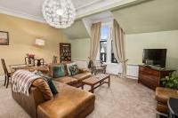 Panoramic Sea Views - Stunning 3BD Apt & Balcony - B&B Oban