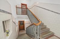 Panoramic Sea Views - Stunning 3BD Apt & Balcony - B&B