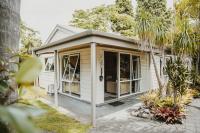 Tatahi Lodge Beach Resort - B&B