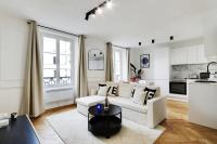 B&B Paris - MARAIS - RIVOLI - Beautiful Flat 4P - Bed and Breakfast Paris