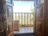 Camera Matrimoniale con Vista Montagna