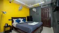 B&B Hyderabad - HIVEE-1 Rooms & Living AC - Bed and Breakfast Hyderabad