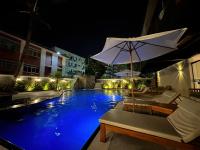 Marmeu Tropical (Com garagem) - B&B Guarujá