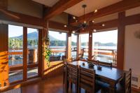 B&B Ucluelet - Waterfront Condo in Ucluelet - Bed and Breakfast Ucluelet