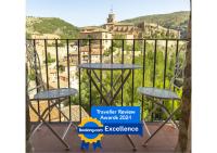 Mirador de Palacios- céntrico con vistas y parking cerca - B&B Albarracín