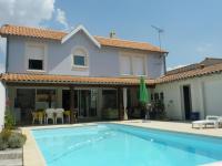 Maison Confort pour 8 avec Piscine Sécurisée, Wifi, à 100m de la Plage, Châtelaillon-Plage - FR-1-535-16 - Ferienwohnung