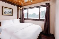 Kamer met Kingsize Bed en Uitzicht op Zee