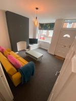SkylinesAirbnb - Bed and Breakfast Stoke-on-Trent