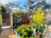 Relaxing Hobart Retreat, Stylish 2-Bed Apartment - B&B Suntop