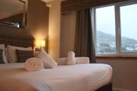 Double or Twin Room with Sea View