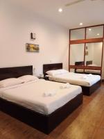 Twin Room with Bath
