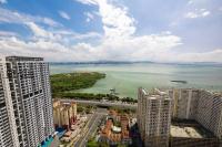 Urban Suites with Spectacular High Floor View #3BR #10 - Chambres d’hôtes Jelutong