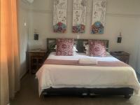 Standard Zimmer mit Kingsize-Bett
